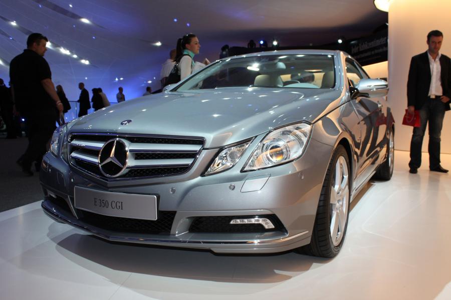  Mercedes-Benz E-Class Coupe 2010 года  (фото 27 из 84)
